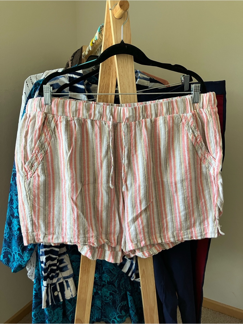 Briggs New York Pink and Cream Striped Drawstring Shorts